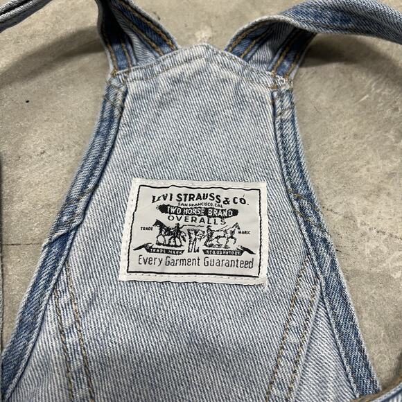 Levi Strauss & Co Overall Shorts Womens Size Large Cotton Denim Light/Med Wash - Picture 3 of 10